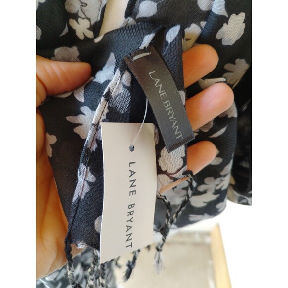 Floral Scarf Lane Bryantn soft scarf long fringe cottagecore - Picture 3 of 4